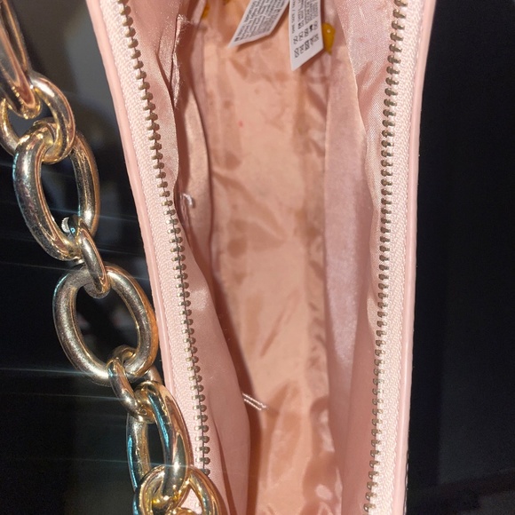 Pink forever 21 purse - Picture 5 of 6